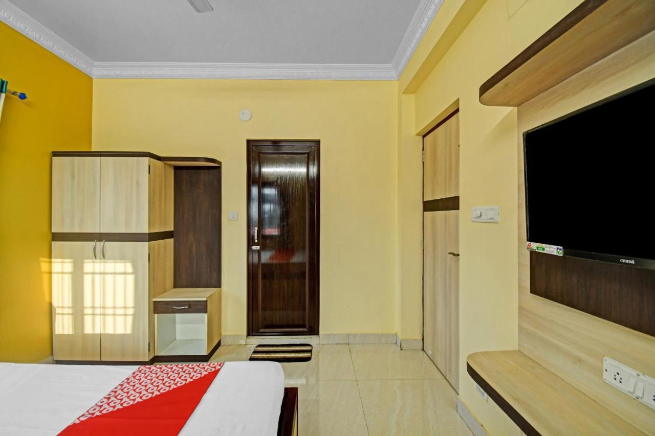 כלכותה Oyo Flagship 84655 S S Guest House מראה חיצוני תמונה