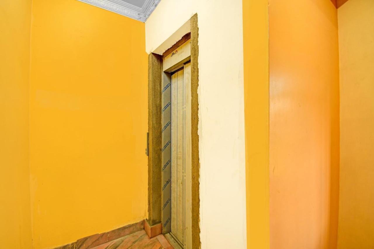 כלכותה Oyo Flagship 84655 S S Guest House מראה חיצוני תמונה
